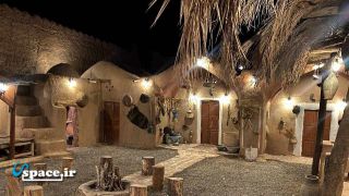 نمای محوطه اقامتگاه شب نشین - نائین - انارک - روستای اسماعیلیان